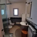 Vicino Aeroporto شقة