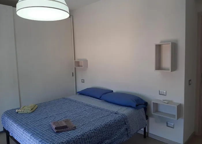 Vicino Aeroporto * オルビア